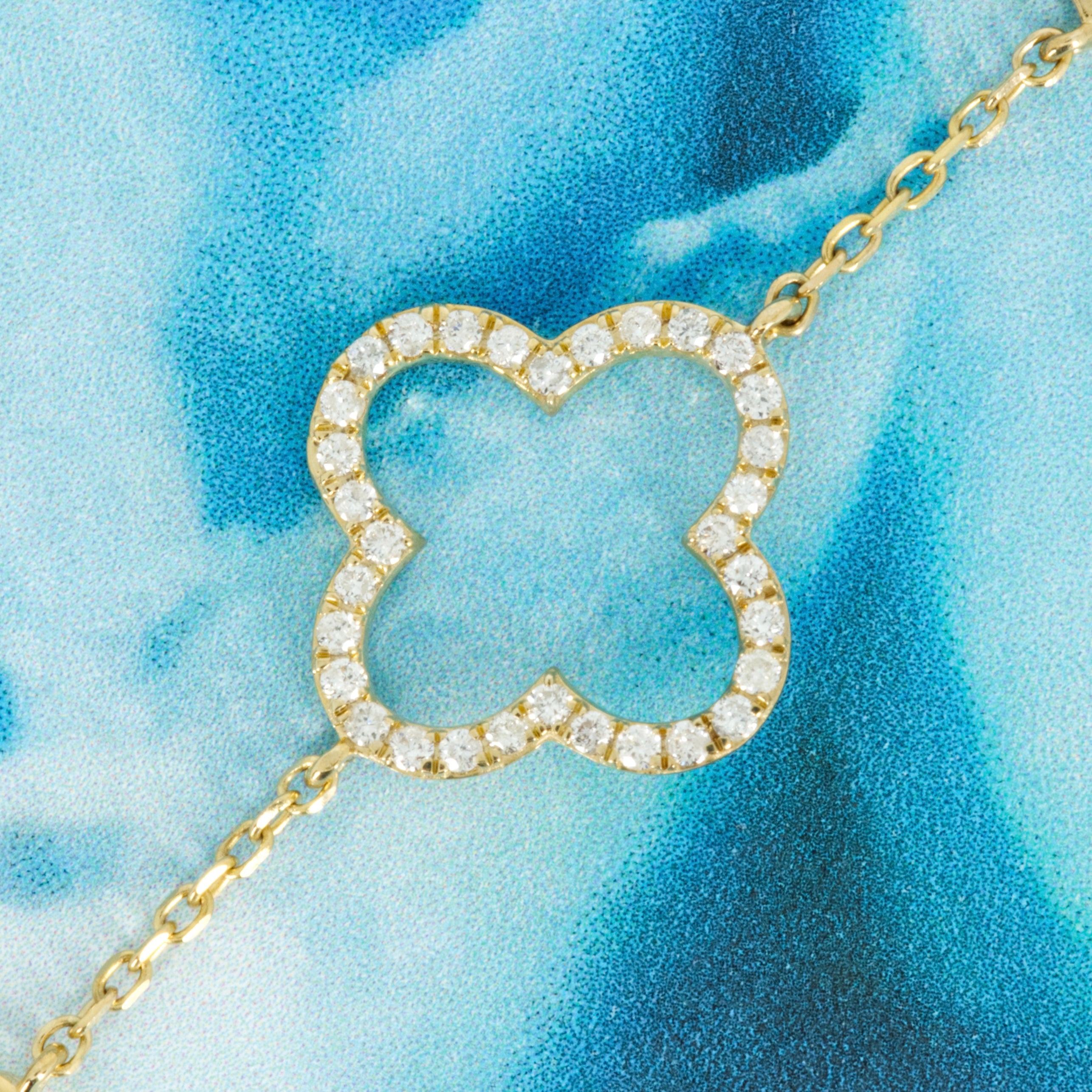 9ct Yellow Gold Round Brilliant Cut Diamond Clover 6.5-7.5” Bracelet