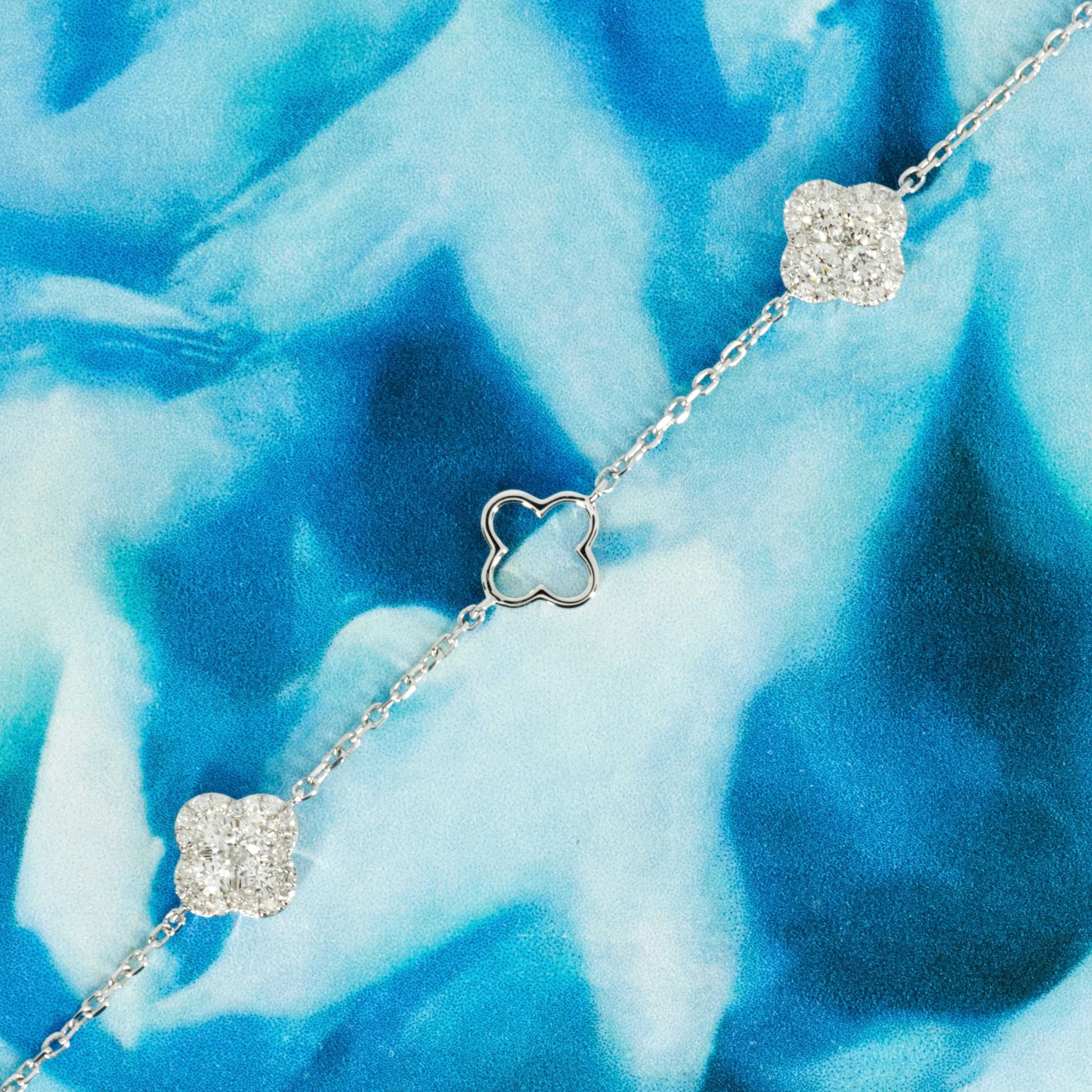 9ct White Gold Round Brilliant Cut Diamond Clover 6.5-7.5” Bracelet