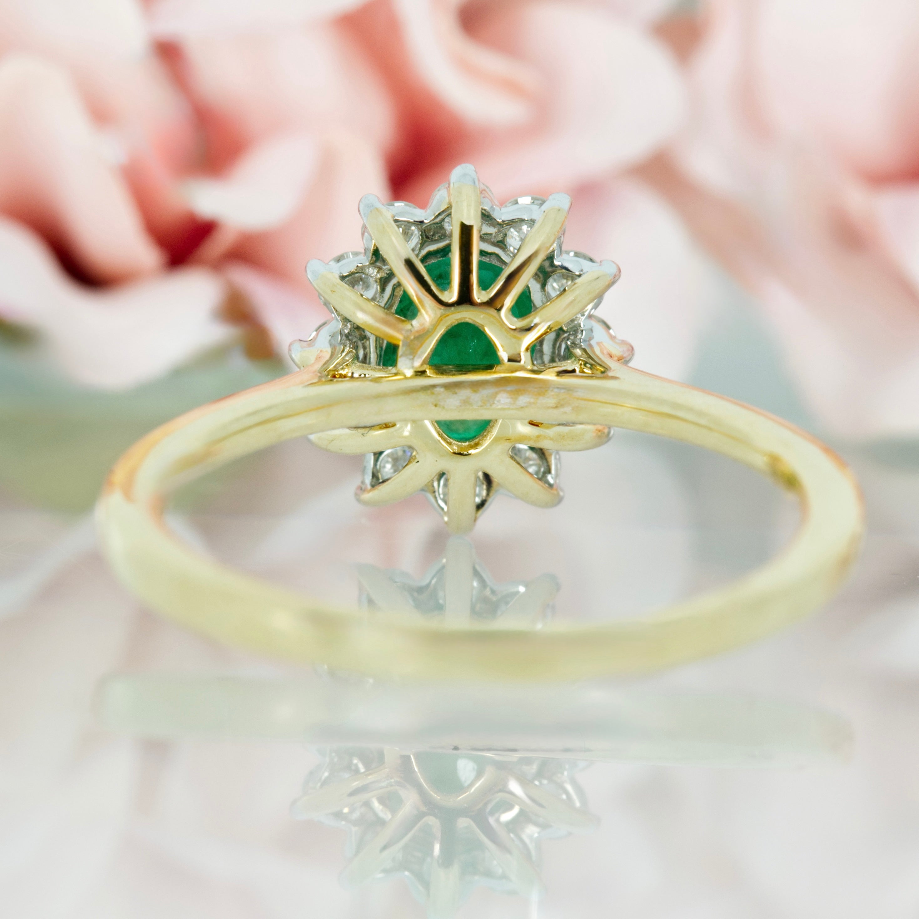 9ct Yellow Gold Oval Cut Emerald & Round Brilliant Cut Diamond Cluster Ring
