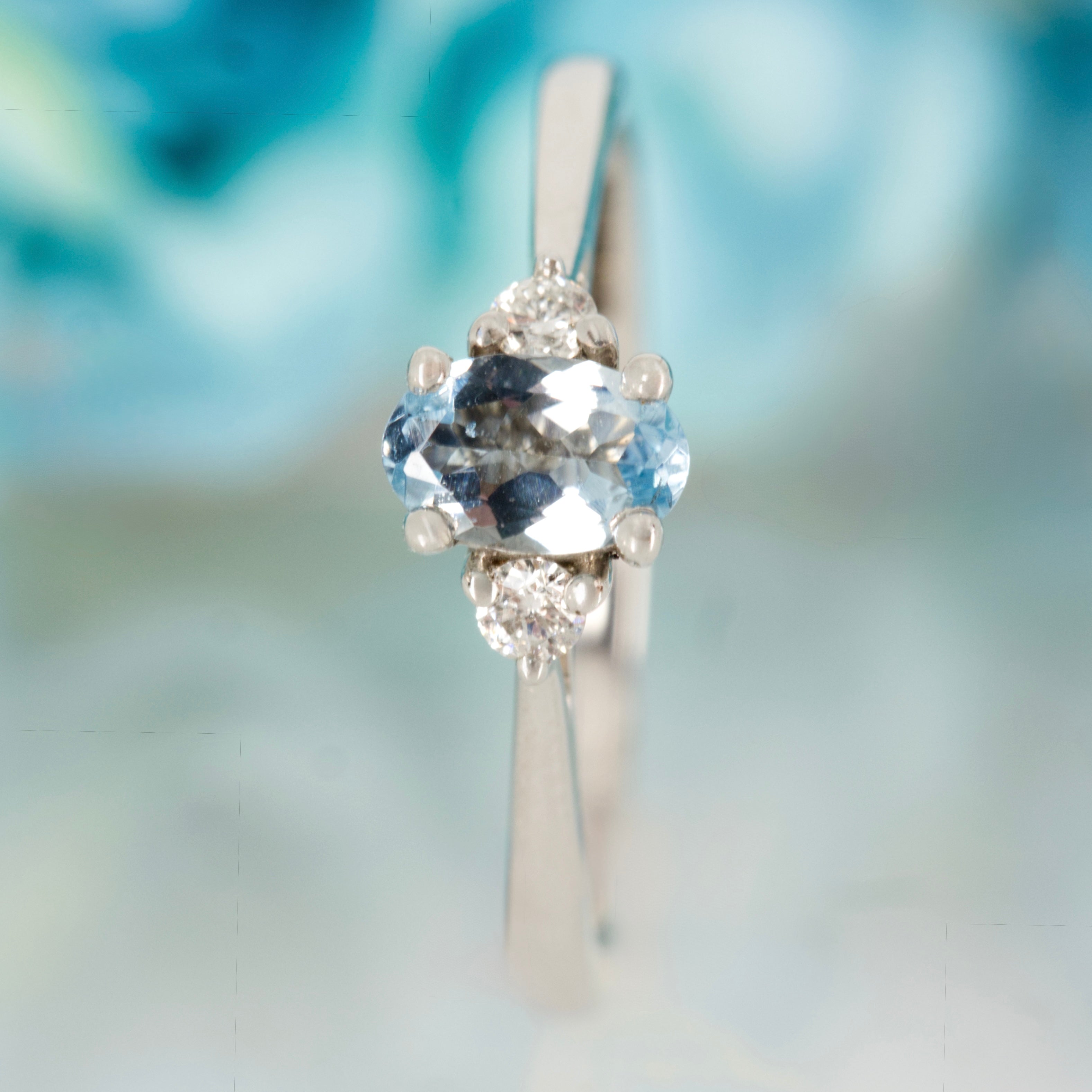 9ct White Gold Oval Cut Aquamarine & Round Brilliant Cut Diamond Trilogy Ring