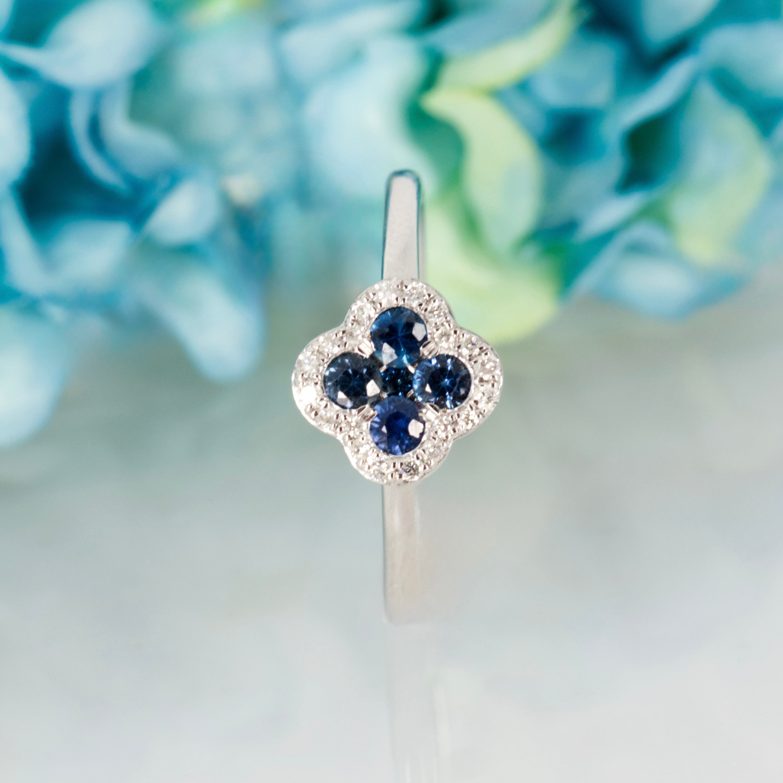 9ct White Gold Round Cut Sapphire & Round Brilliant Cut Diamond Clover Cluster Ring