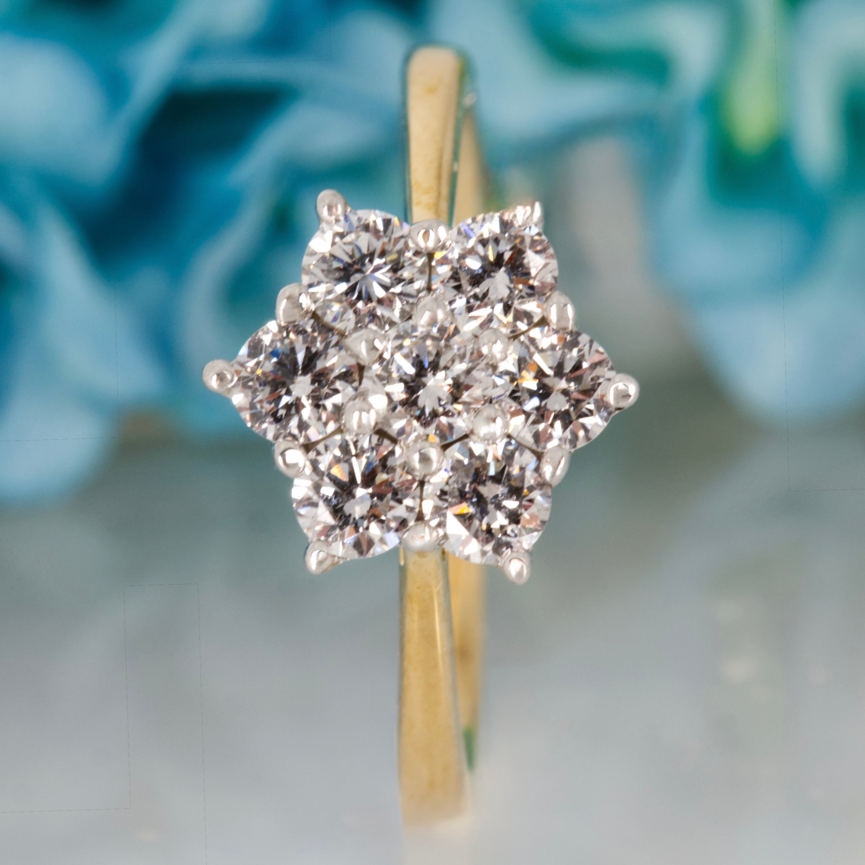9ct Yellow Gold 1.02ct Round Brilliant Cut Lab Grown Diamond 7-Stone Cluster Ring