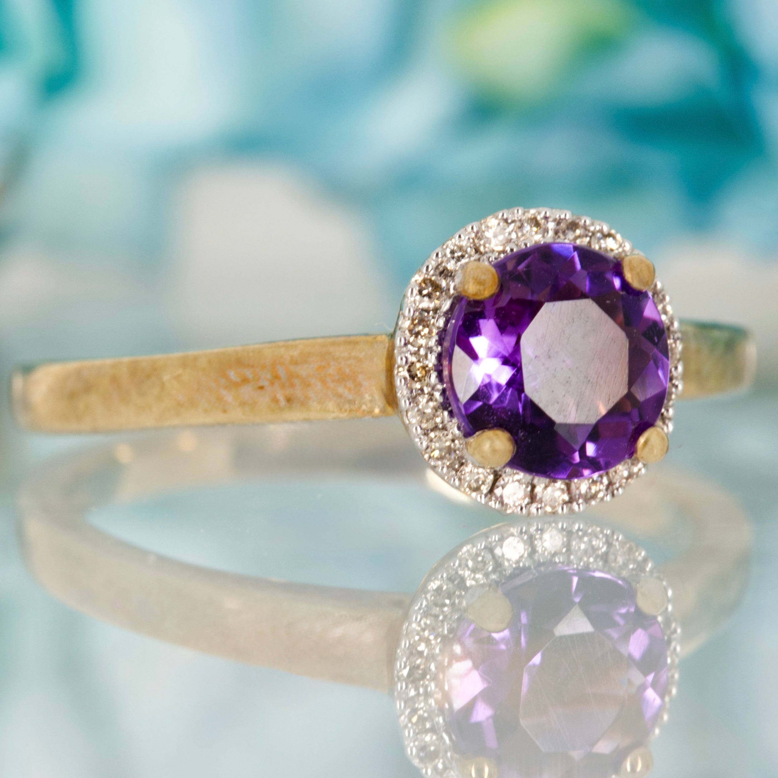 9ct Yellow Gold Round Cut Amethyst & Round Brilliant Cut Diamond Halo Cluster Ring