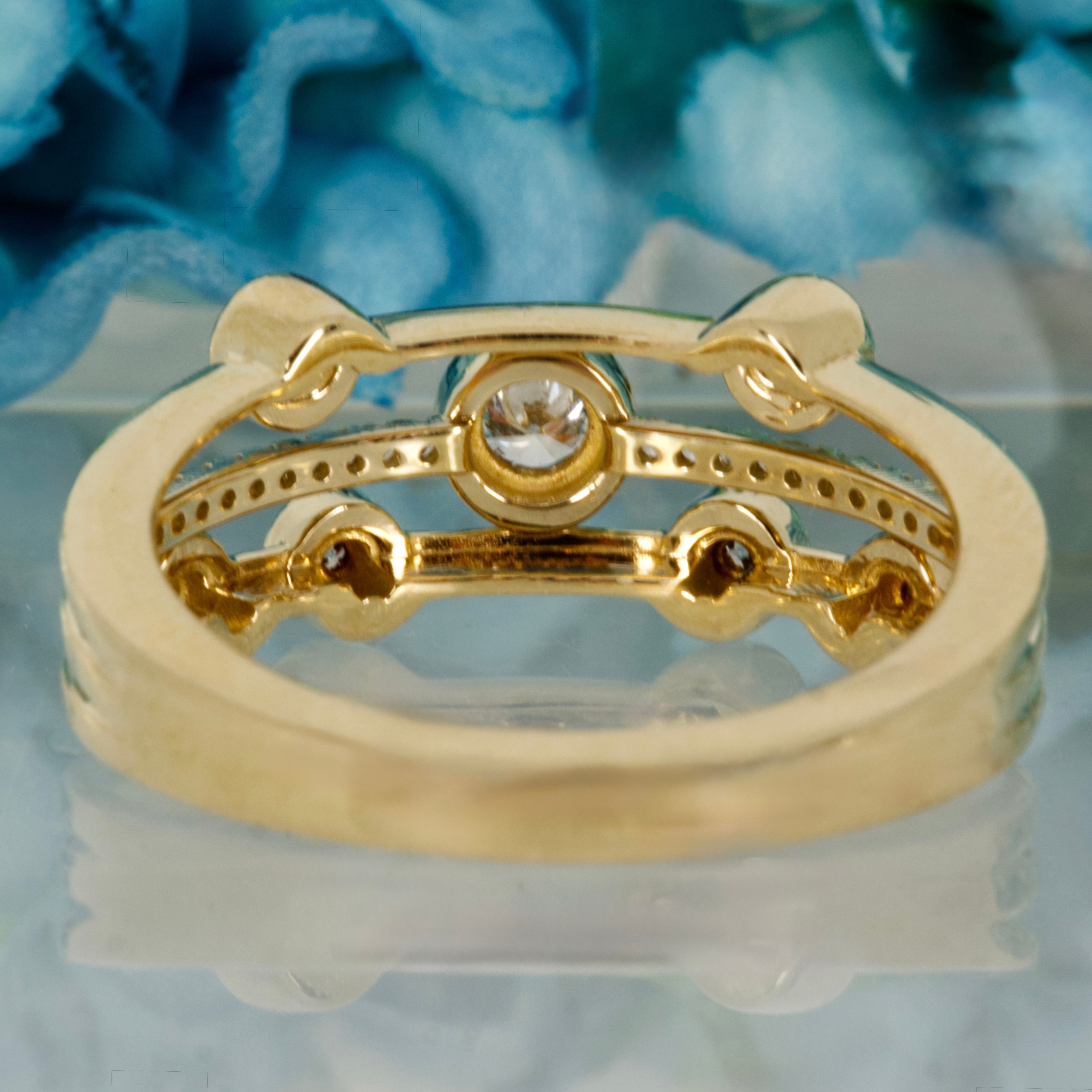 9ct Yellow Gold 0.34ct Round Brilliant Cut Diamond Bubble Ring