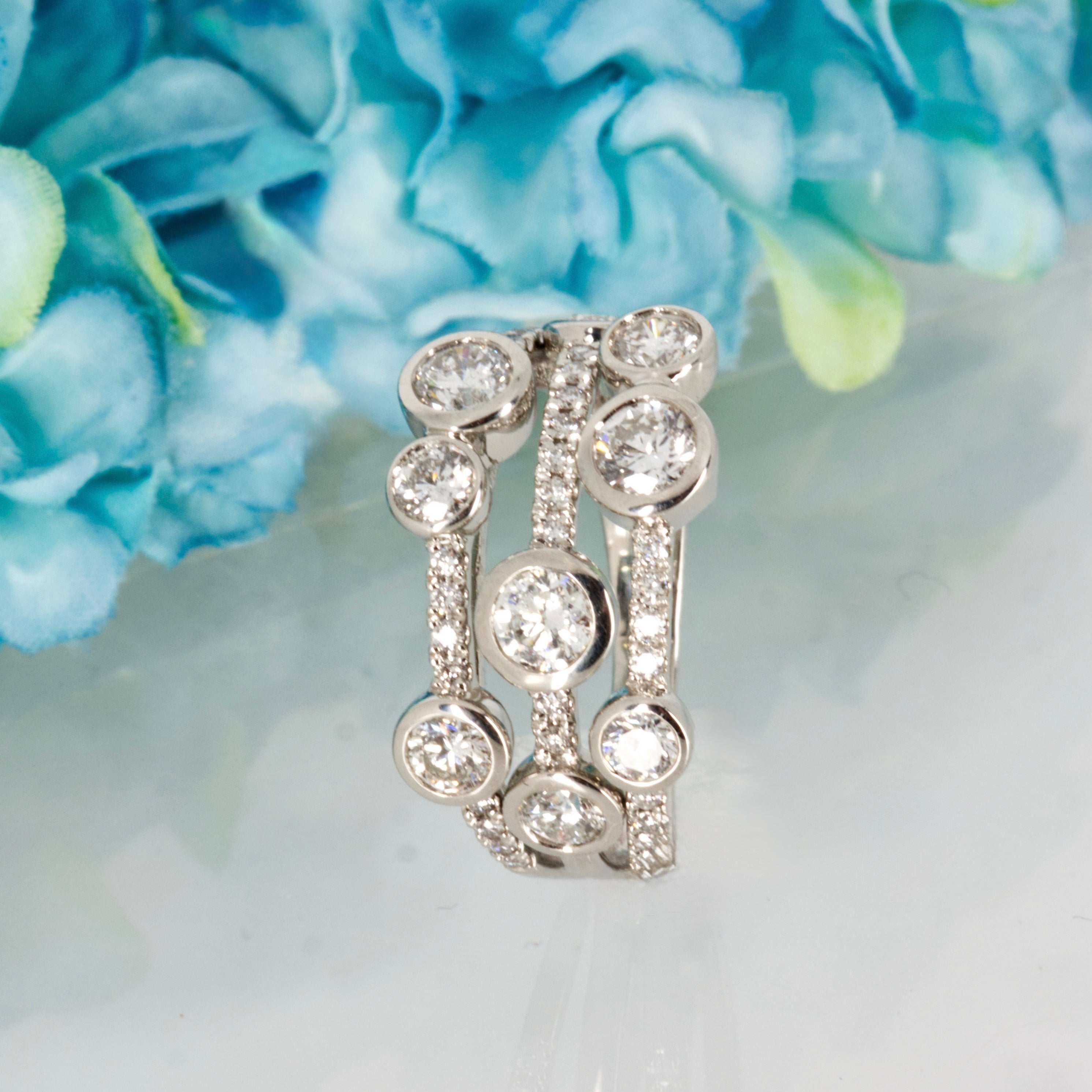 Platinum 1.70ct Round Brilliant Cut Diamond Bubble Ring