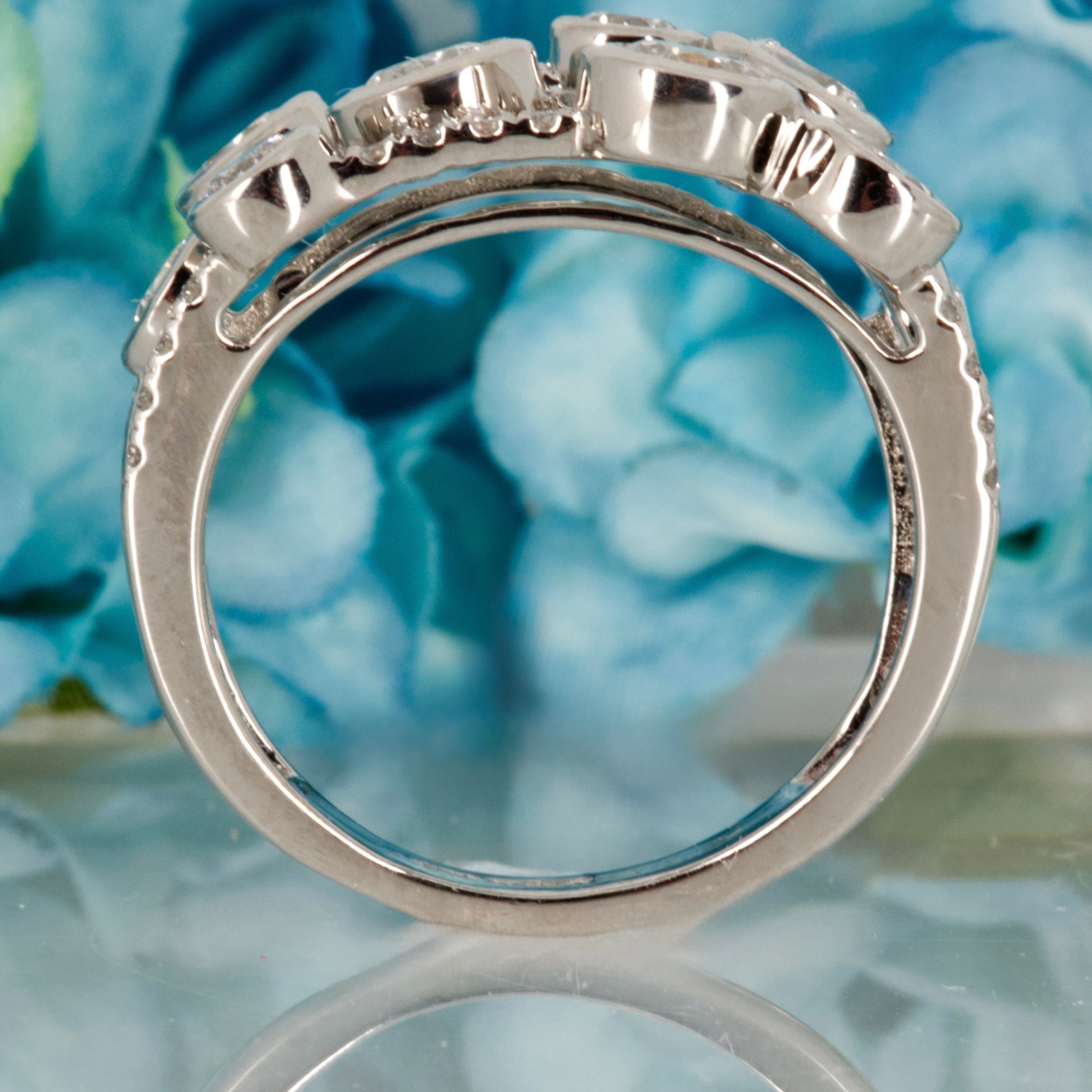 Platinum 1.70ct Round Brilliant Cut Diamond Bubble Ring