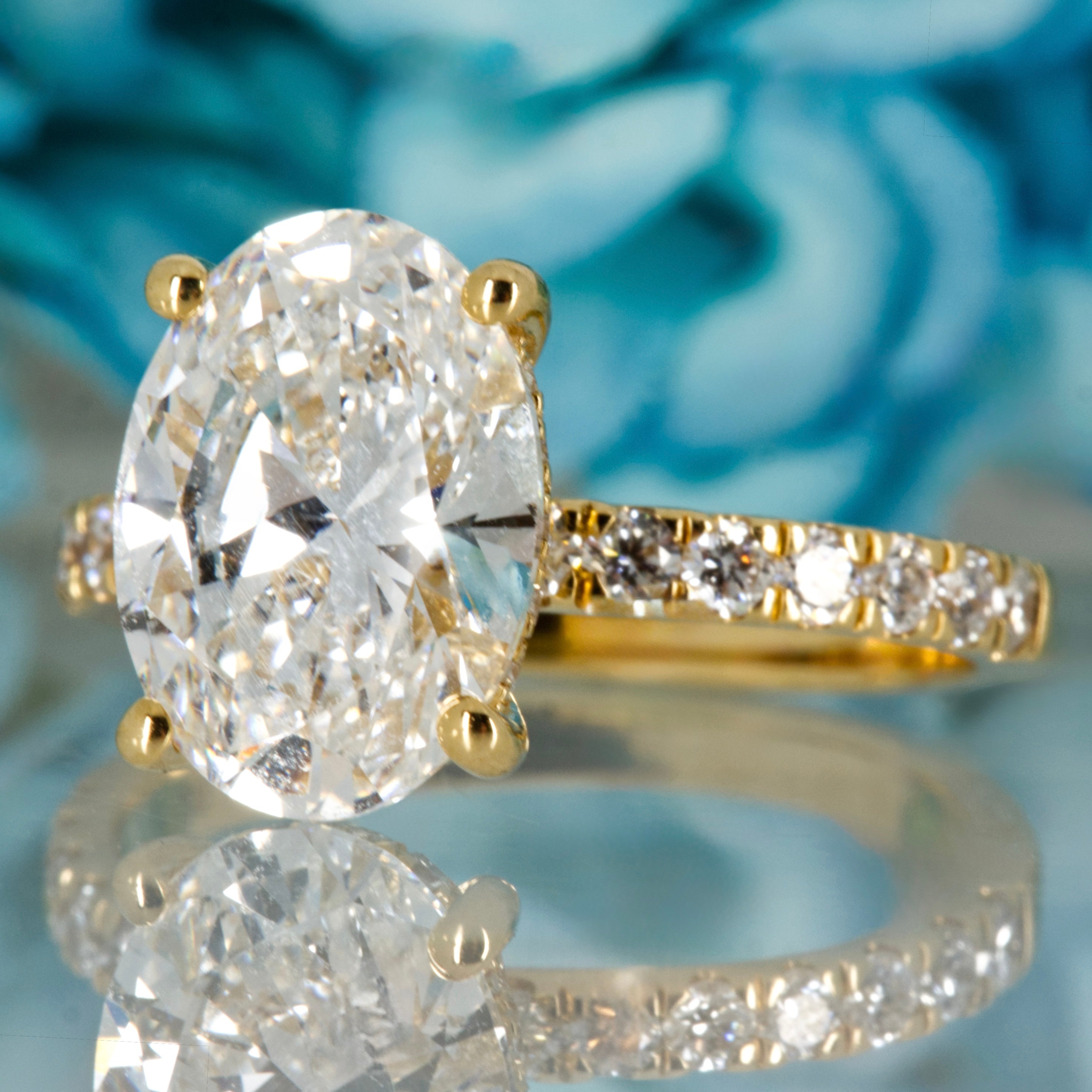 18ct Yellow Gold 3.01ct Oval Cut Lab Grown Diamond Solitaire Ring