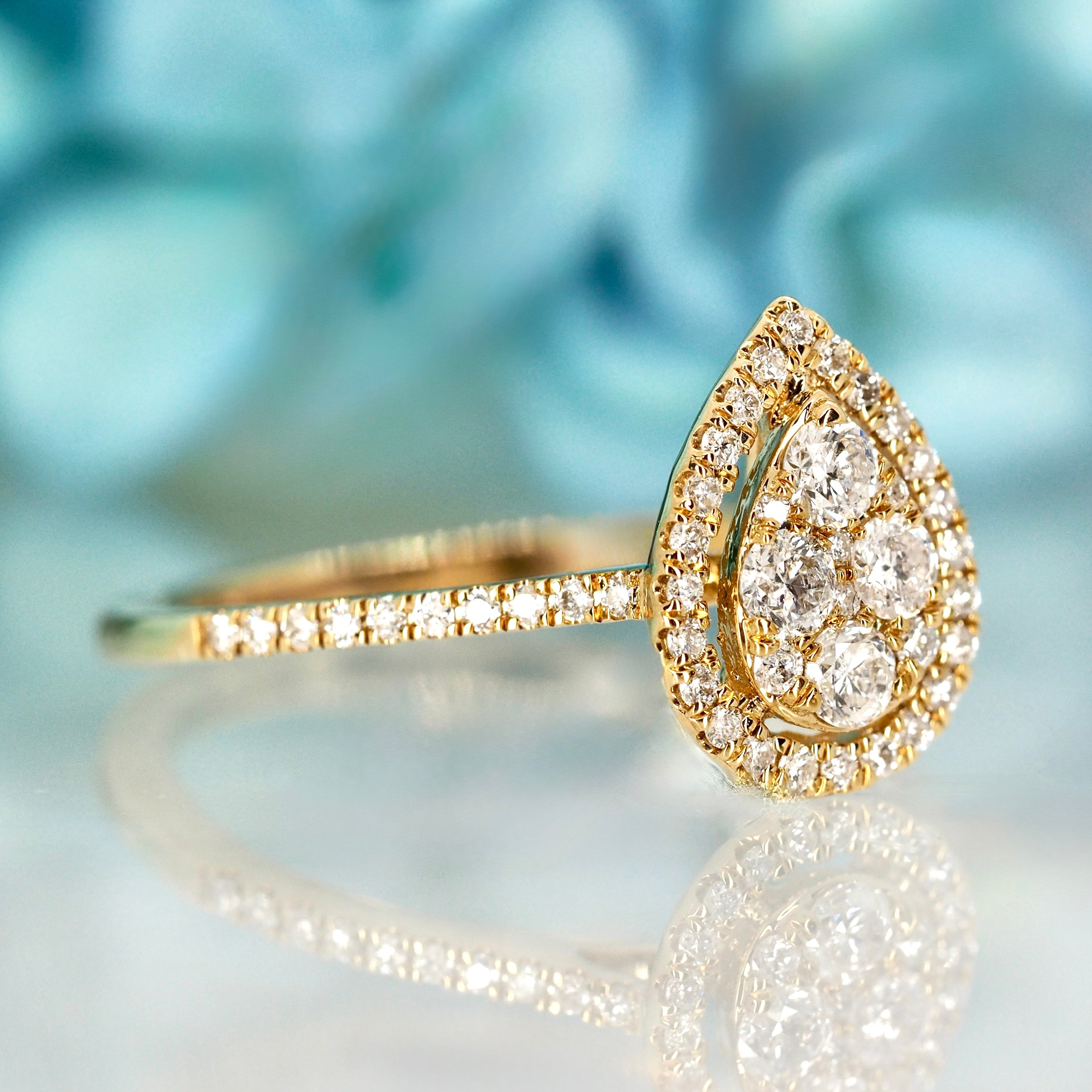 9ct Yellow Gold 0.45ct Round Brilliant Cut Diamond Pear Shaped Halo Cluster Ring