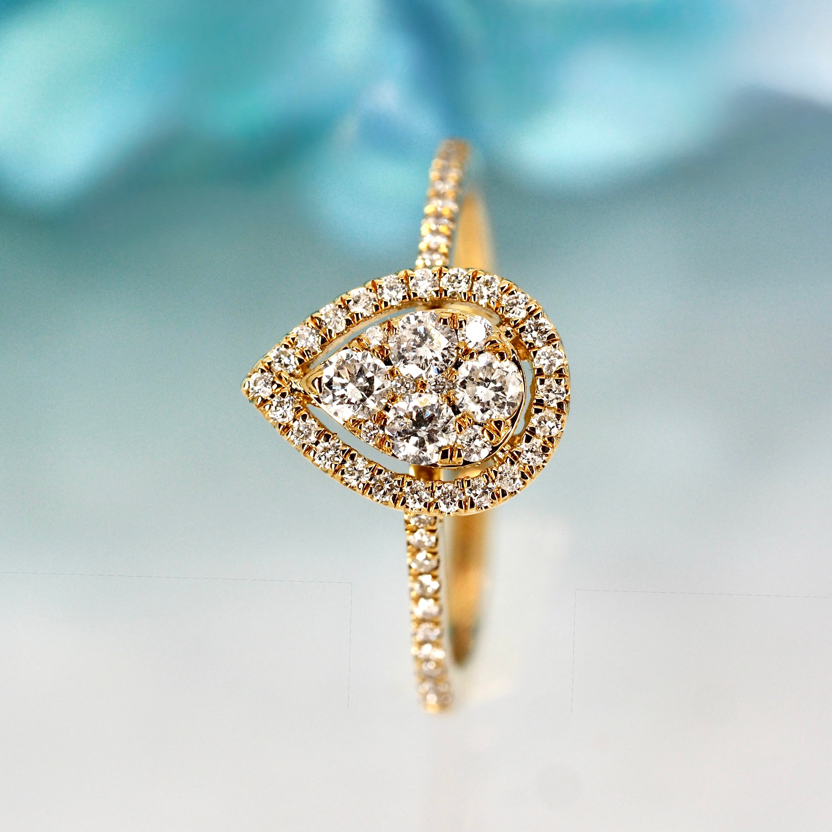 9ct Yellow Gold 0.45ct Round Brilliant Cut Diamond Pear Shaped Halo Cluster Ring