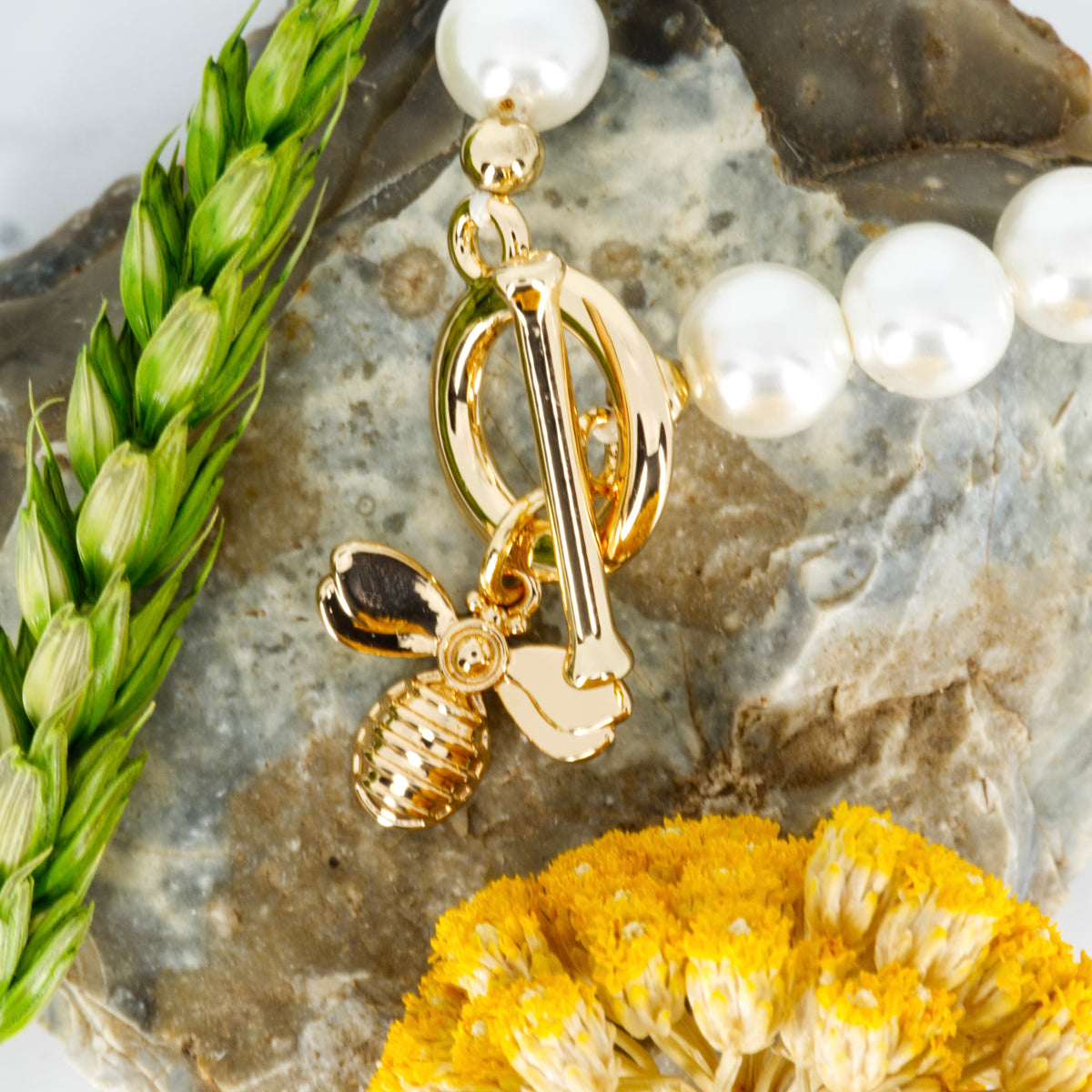 Gold Plated Mother-Of-Pearl Beaded Bracelet with Bee Charm