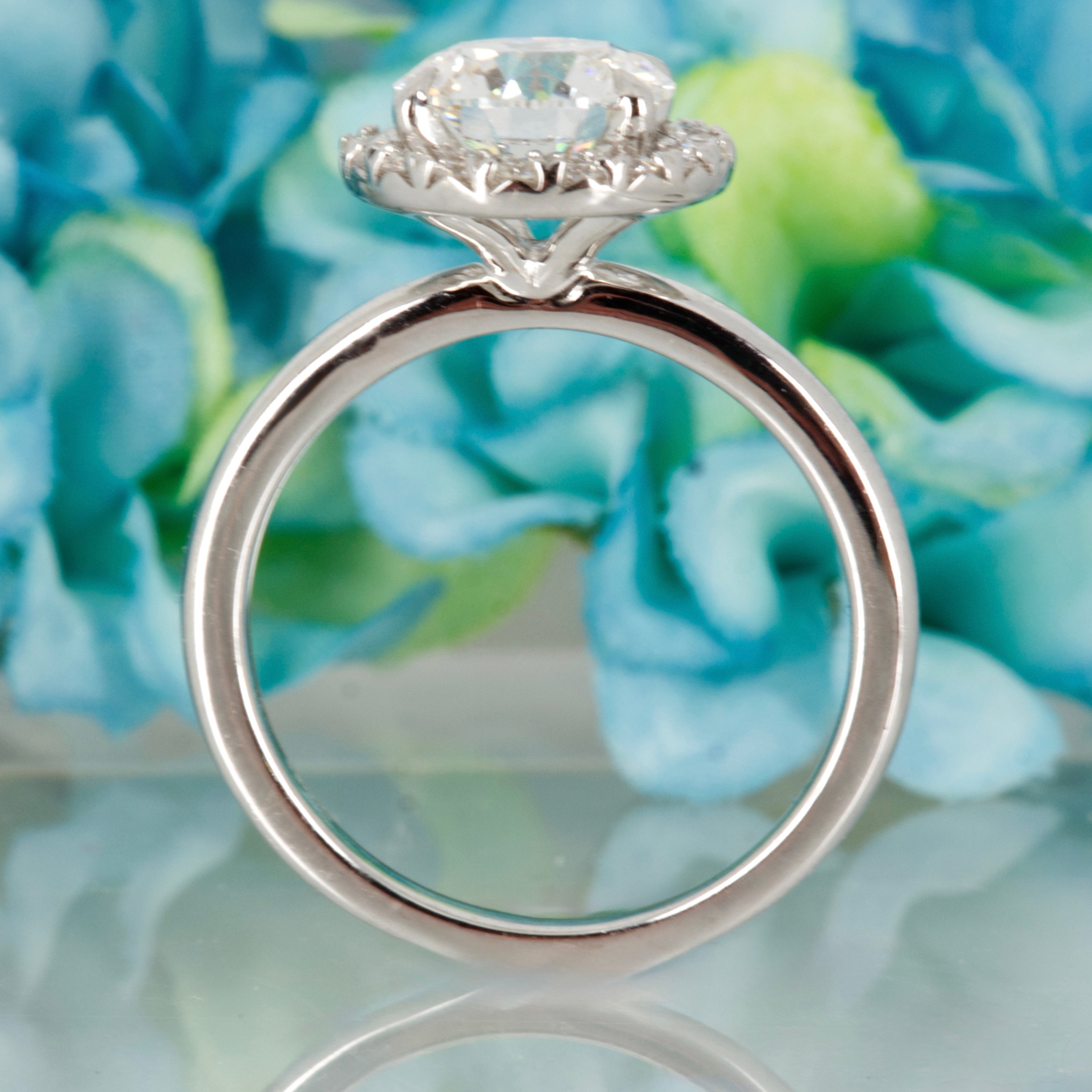 18ct White Gold 1.98ct Round Brilliant Cut Lab Grown Diamond Halo Cluster Ring