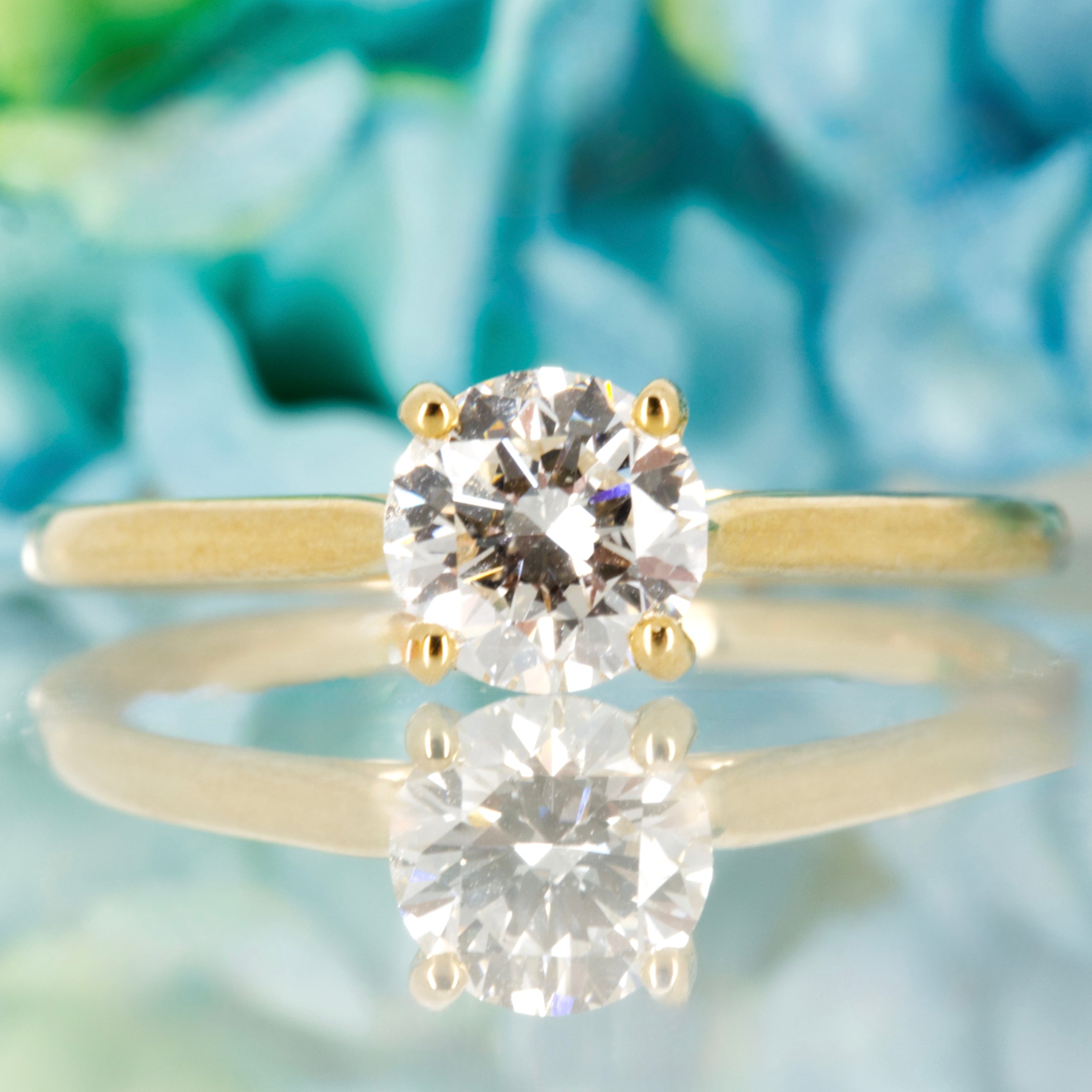9ct Yellow Gold 1.00ct Round Brilliant Cut Lab Grown Diamond Solitaire Ring