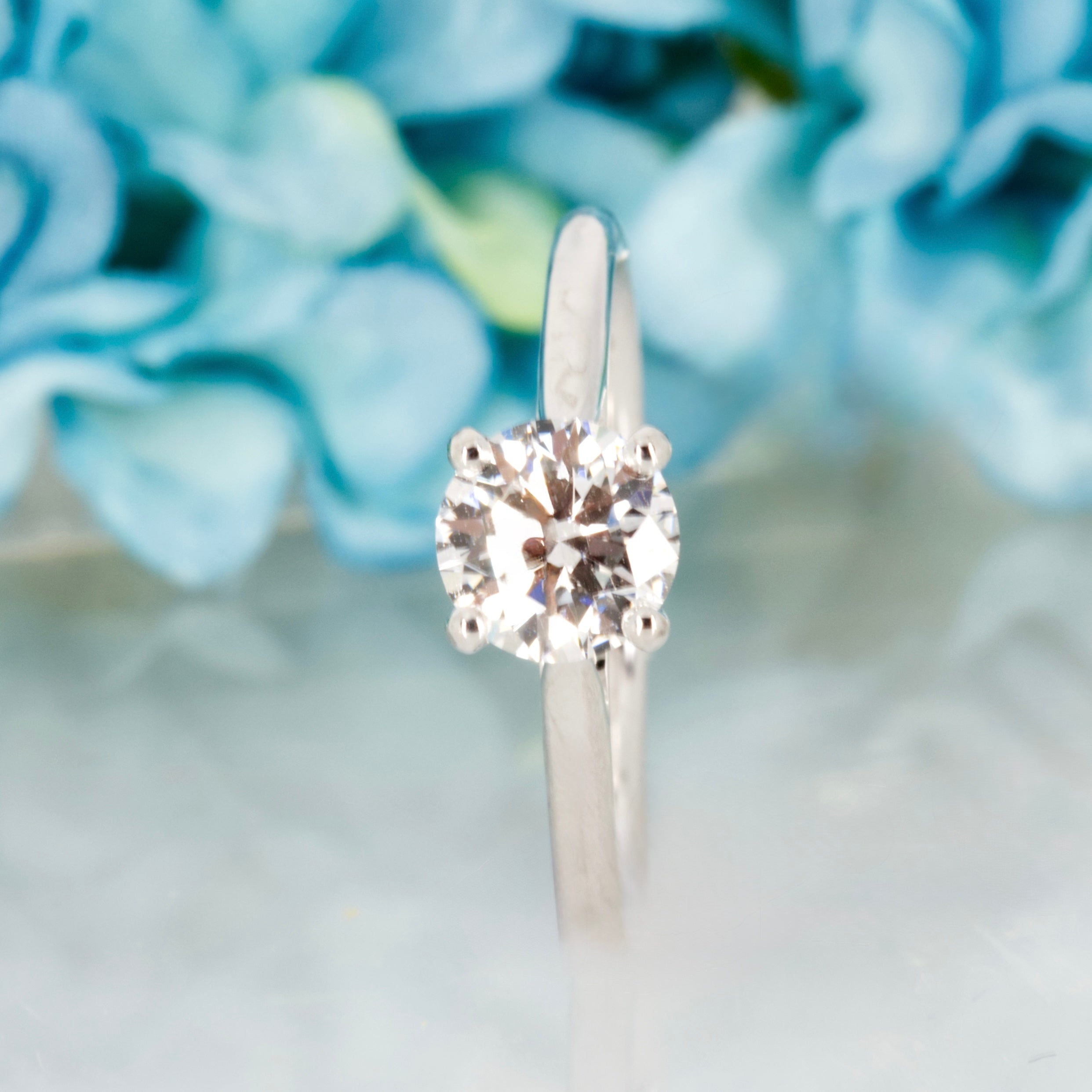 18ct White Gold 1.03ct Round Brilliant Cut Lab Grown Diamond Solitaire Ring