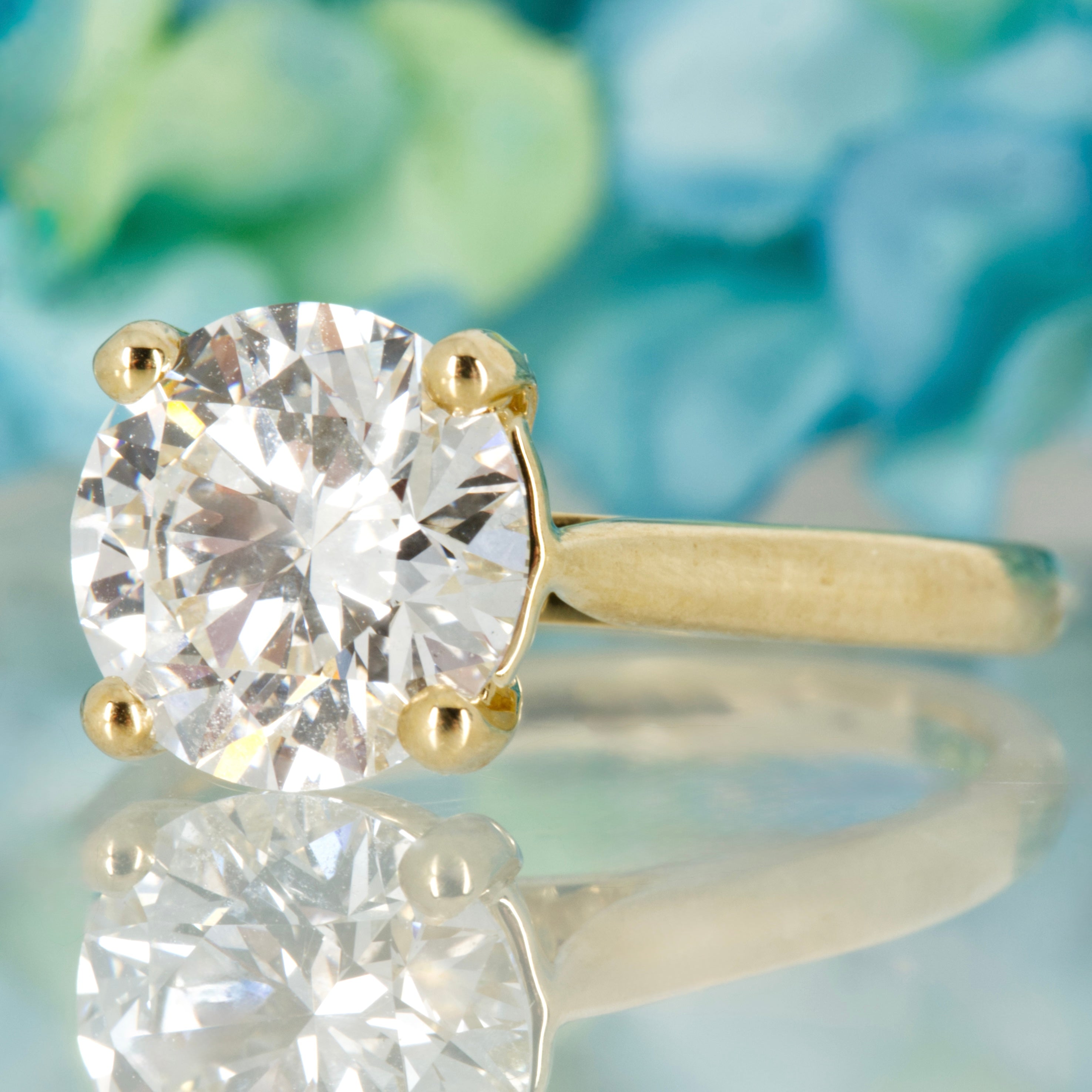 9ct Yellow Gold 3.00ct Round Brilliant Cut Lab Grown Diamond Solitaire Ring