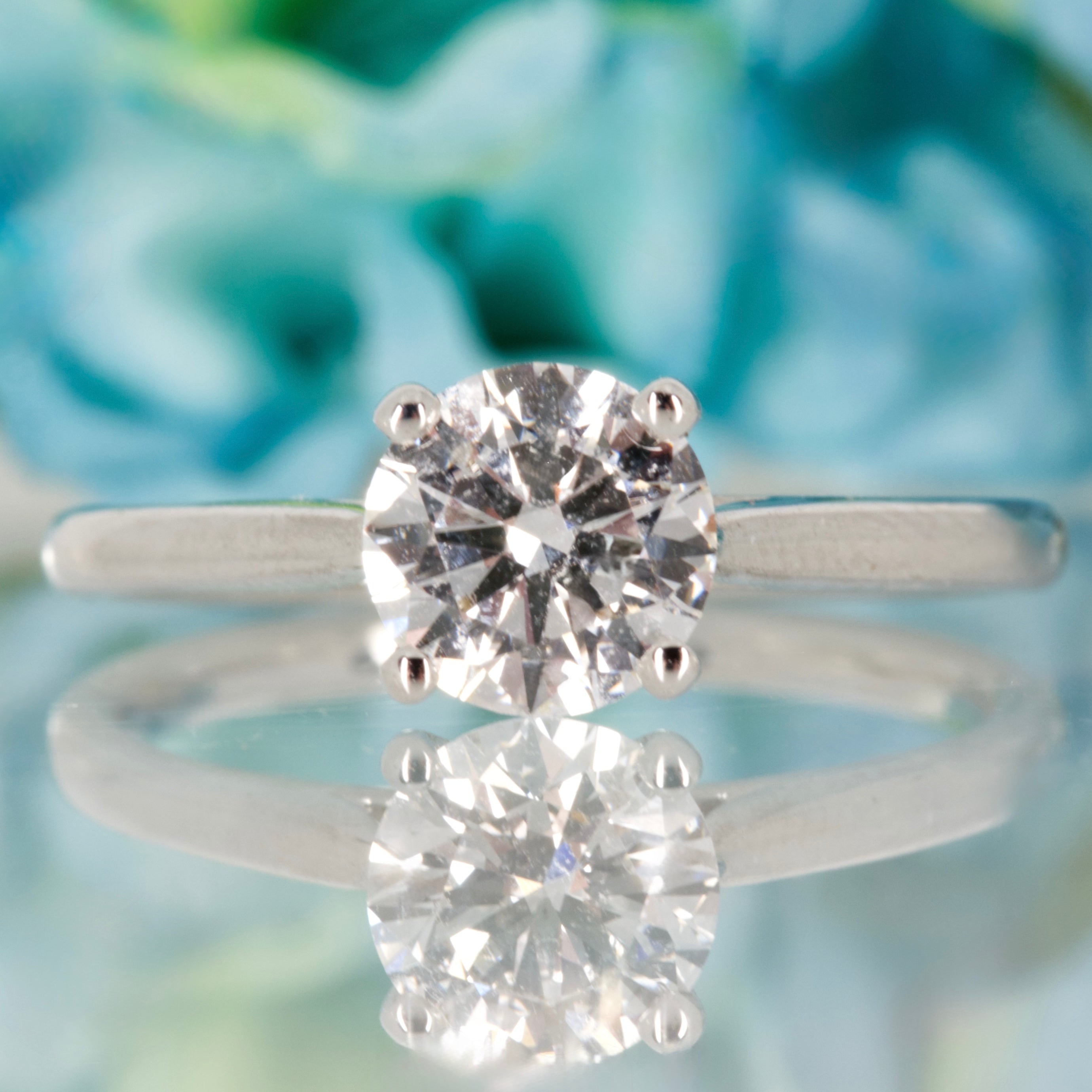 9ct White Gold 1.01ct Round Brilliant Cut Lab Grown Diamond Solitaire Ring
