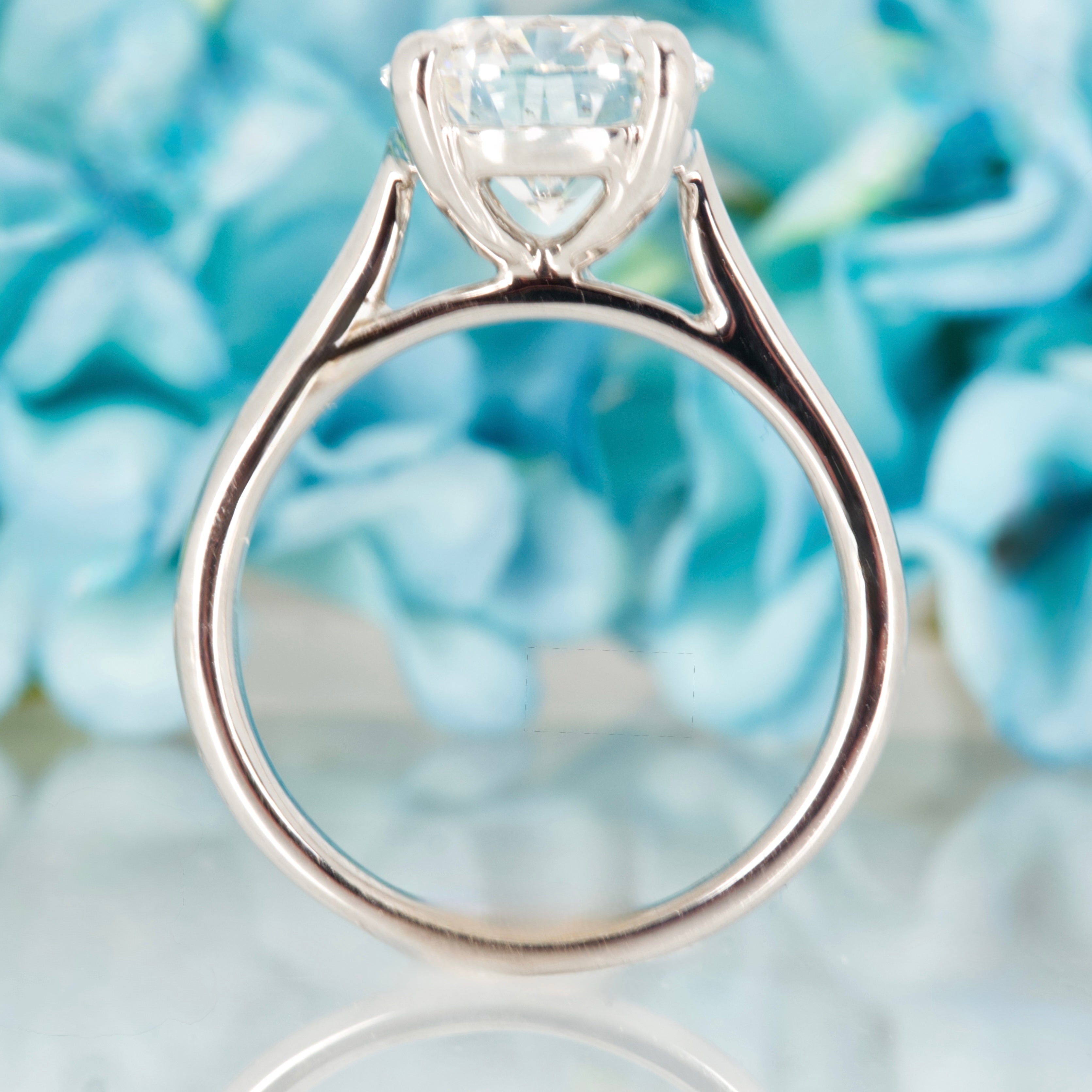 9ct White Gold 3.00ct Round Brilliant Cut Lab Grown Diamond Solitaire Ring