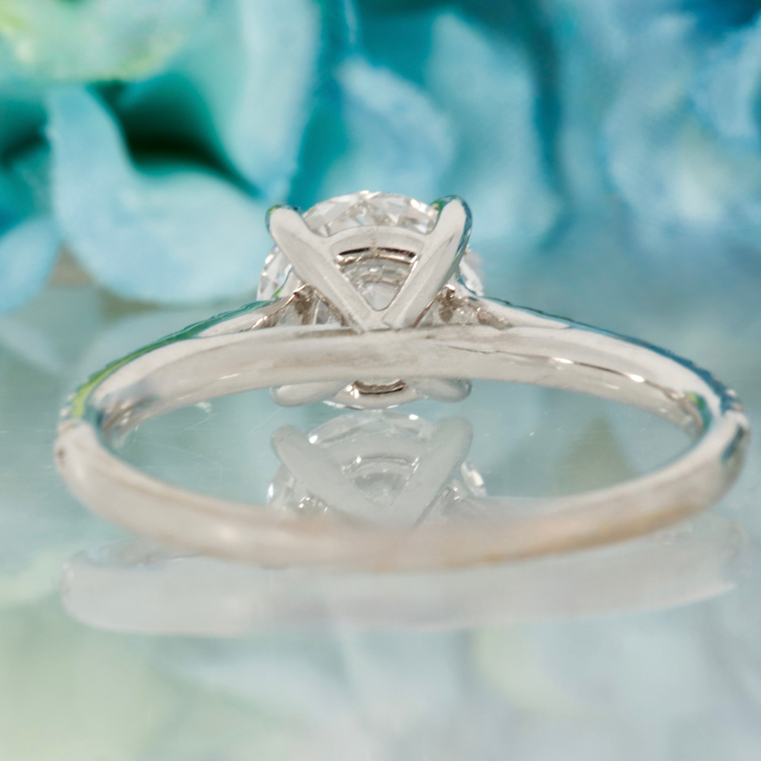 18ct White Gold 1.02ct Round Brilliant Cut Lab Grown Diamond Solitaire Ring with Lab Grown Diamond Set Shoulders
