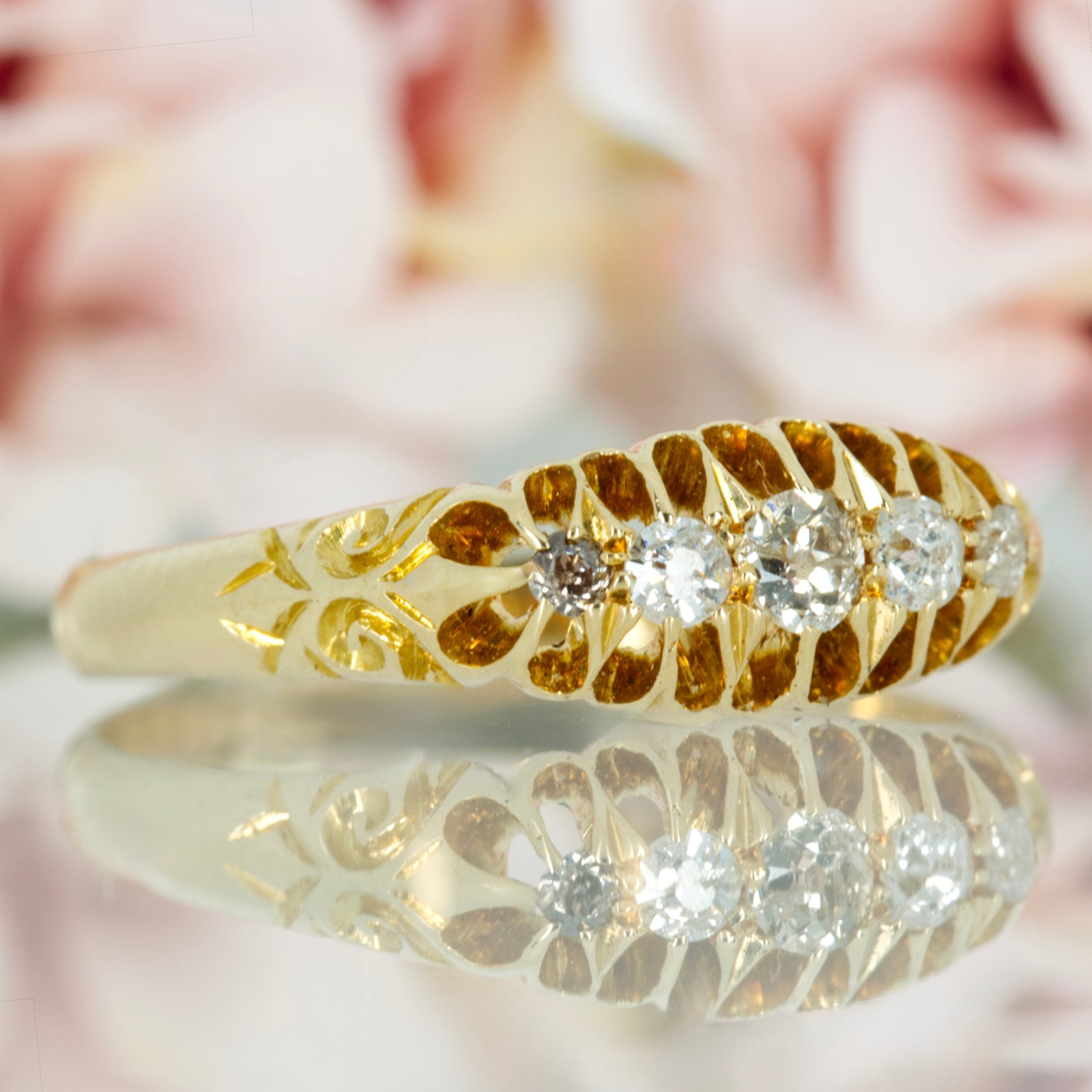 Antique 18ct Yellow Gold Round Cut Diamond Five Stone Ring, hallmarked Birmingham 1908