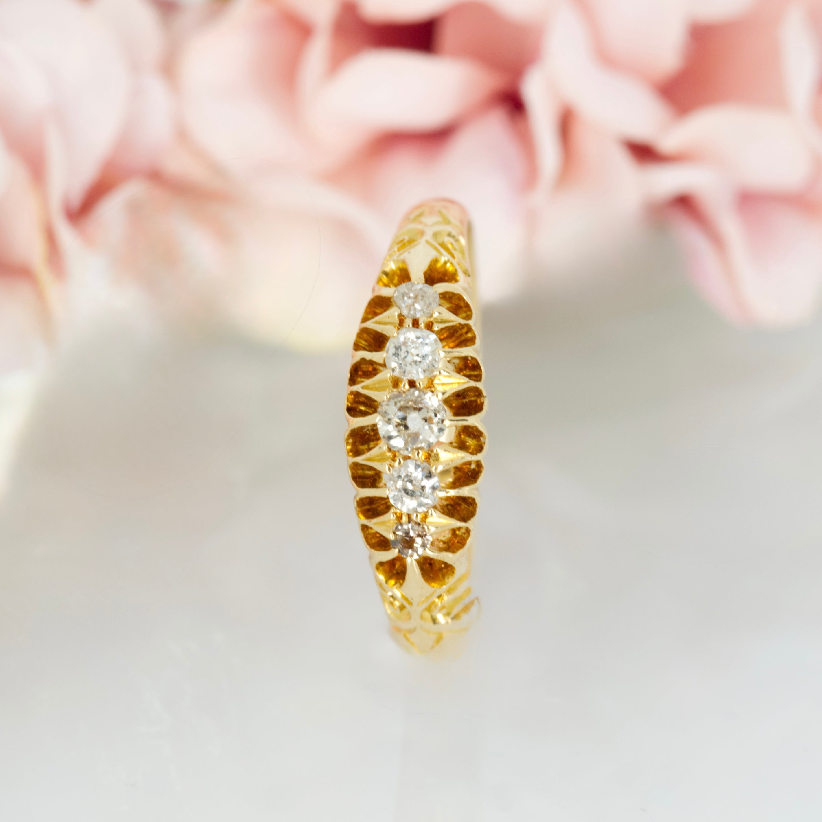 Antique 18ct Yellow Gold Round Cut Diamond Five Stone Ring, hallmarked Birmingham 1908