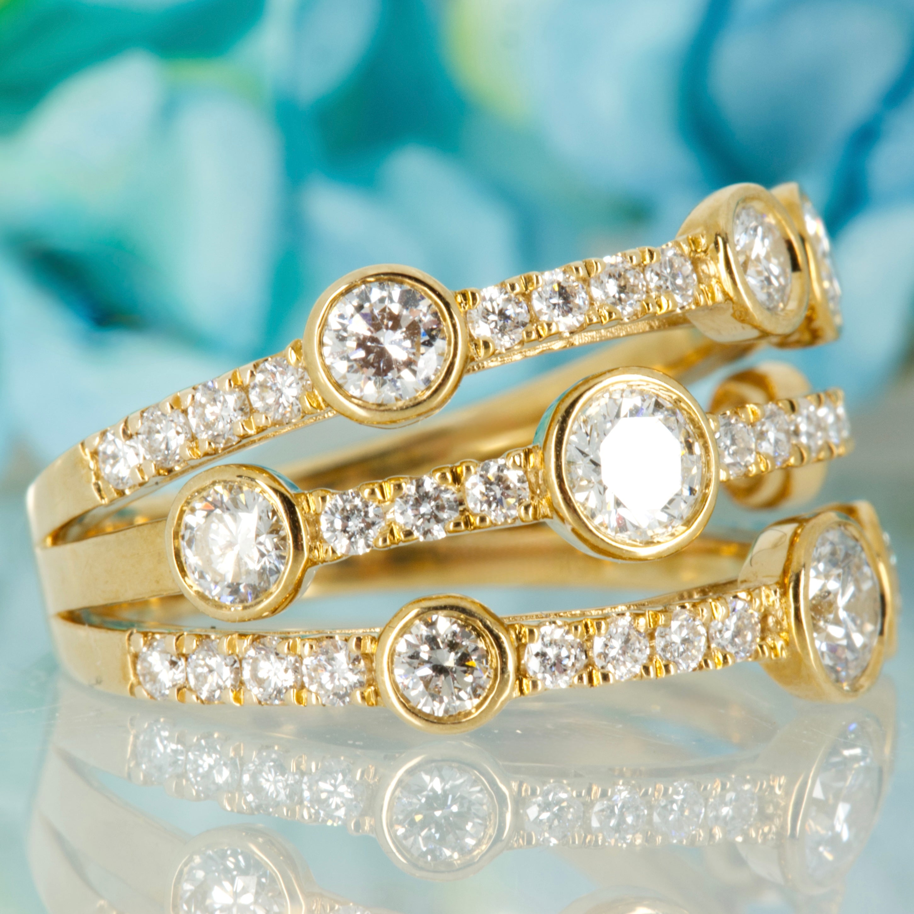 9ct Yellow Gold 1.71ct Round Brilliant Cut Lab Grown Diamond Bubble Ring