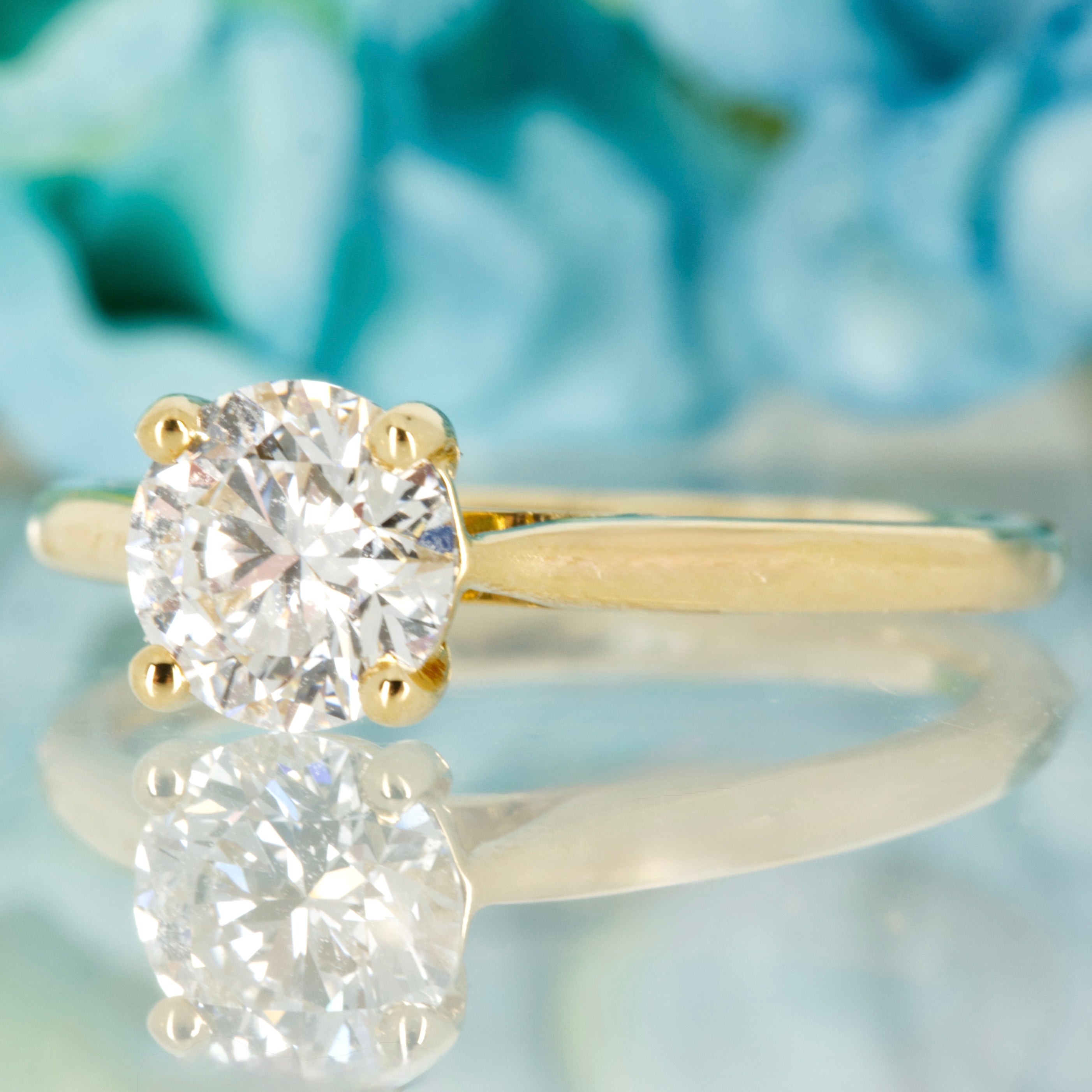 18ct Yellow Gold 1.02ct Round Brilliant Cut Lab Grown Diamond Solitaire Ring